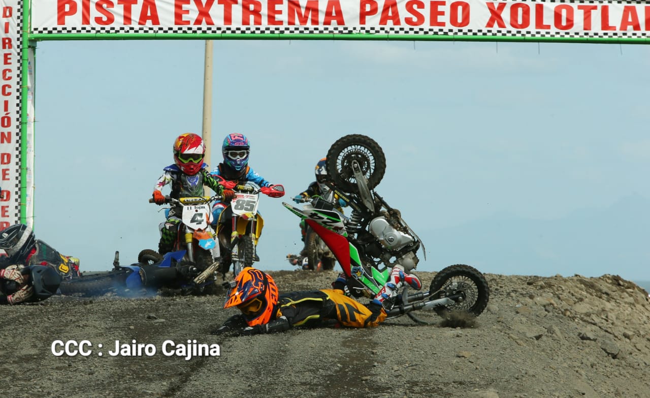 MOTO1